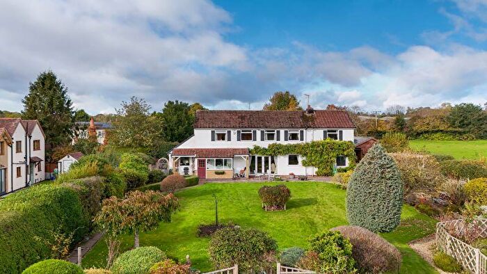 4 Bedroom Detached House For Sale In Top Road, Bromsgrove, B61