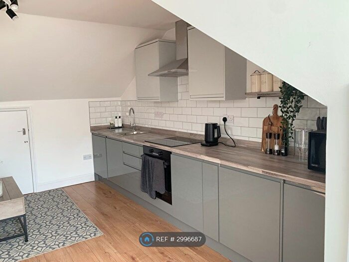 1 Bedroom Flat To Rent In Kyverdale Road, London, N16