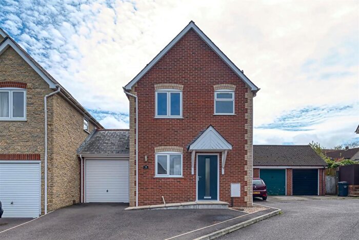 3 Bedroom Detached House For Sale In Templars Barton, Templecombe, BA8