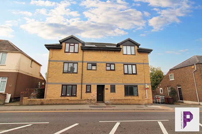 1 Bedroom Flat For Sale In Troudau House, Chatham Hill, Chatham, Kent, ME5