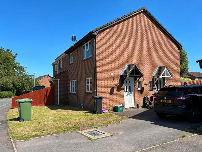 1 Bedroom End Of Terrace House To Rent In Auburn Avenue, Longwell Green, Bristol, BS30
