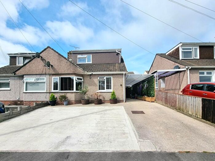 4 Bedroom Semi-Detached Bungalow For Sale In Wordsworth Avenue, Bridgend, CF31