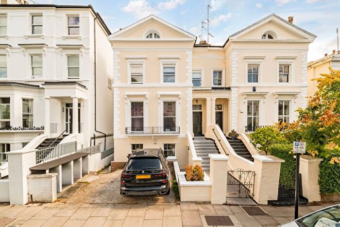 3 Bedroom Flat For Sale In Priory Road, South Hampstead, NW6