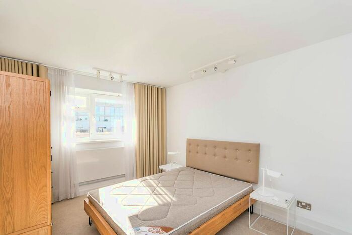 2 Bedroom Flat To Rent In Ebury Street, Belgravia, London, SW1W