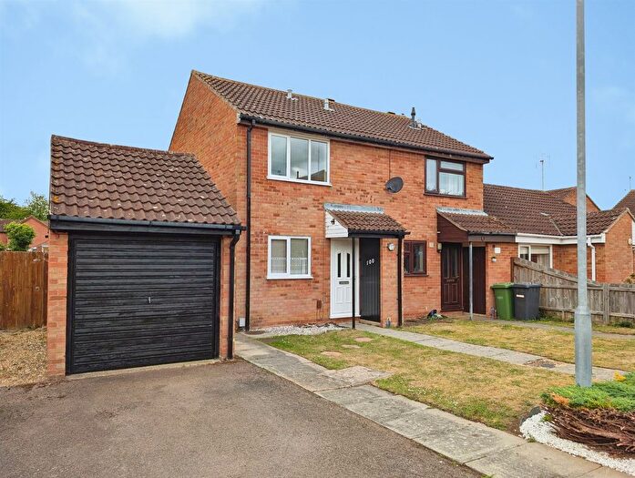 2 Bedroom End Terrace House For Sale In Wainwright, Peterborough, PE4