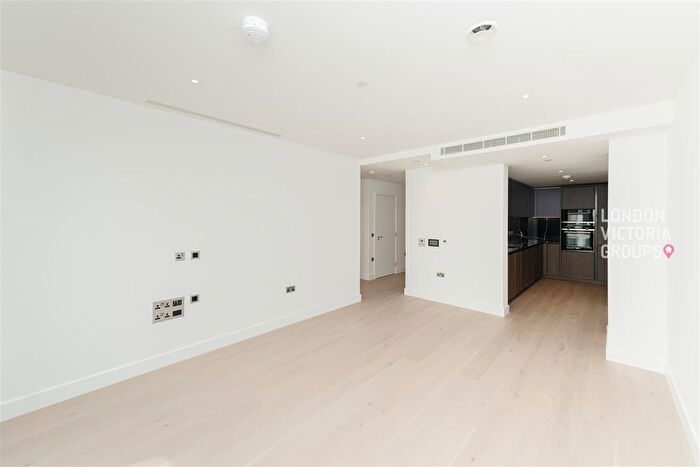 1 Bedroom Property To Rent In Salutation Gardens, London, WC1X
