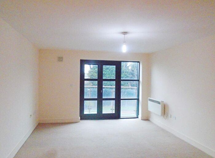 2 Bedroom Apartment To Rent In The Heights, Walsall Road, B71