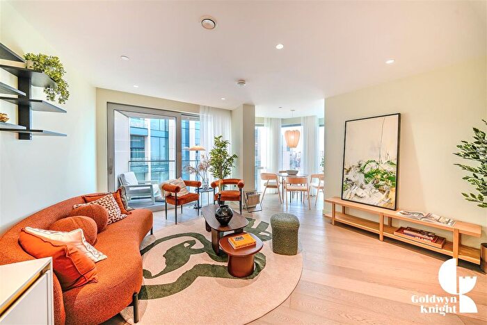 2 Bedroom Flat For Sale In Greenwich Peninsula, Peninsula Riverfront, Greenwich, SE10