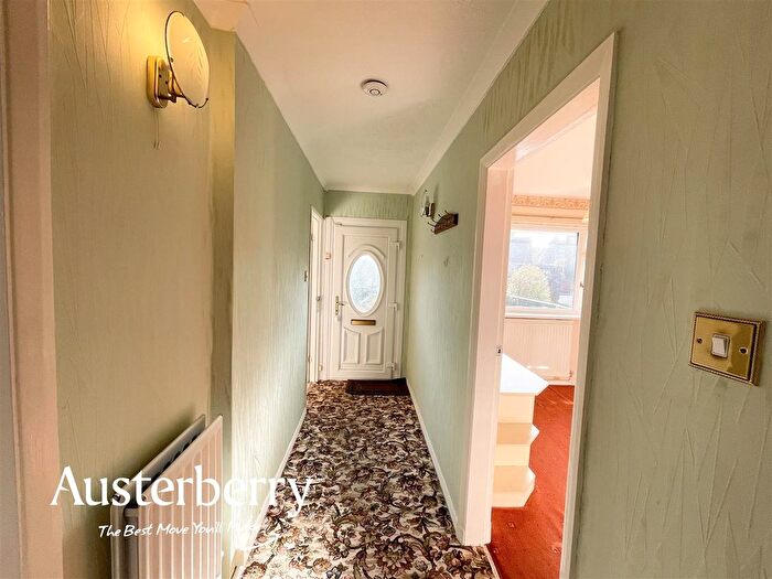 2 Bedroom Semi-Detached Bungalow For Sale In Colin Crescent, Weston Coyney, Stoke-On-Trent, ST3