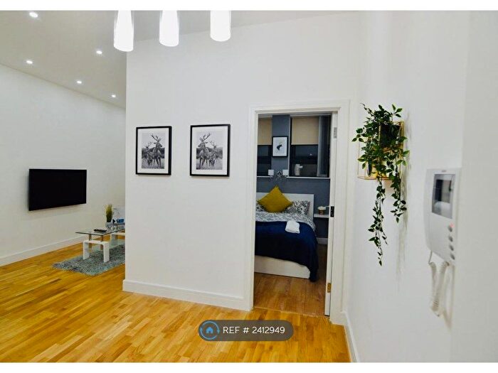 1 Bedroom Flat To Rent In Market Place, Reading, RG1