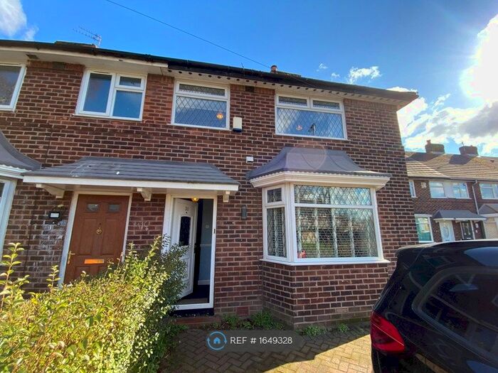 3 Bedroom Semi-Detached House To Rent In Raymond Road, Manchester, M23