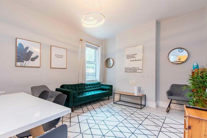 6 Bedroom Semi-Detached House To Rent In Gregory Boulevard, Forest Fields, Nottingham, NG7