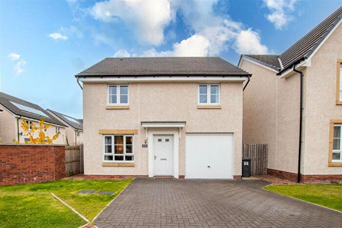 4 Bedroom Detached House For Sale In Old School Avenue, Polbeth, EH55