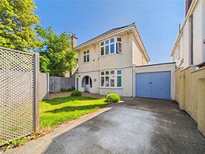 4 Bedroom Detached House For Sale In Southwood Avenue, Bournemouth, Dorset, BH6