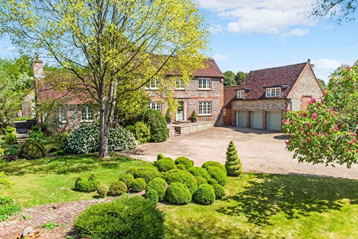 8 Bedroom Detached House For Sale In South Lane, Finchdean, PO8