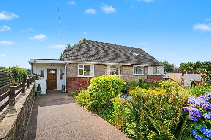 3 Bedroom Semi-Detached House For Sale In Deer Croft Avenue, Salendine Nook, Huddersfield, HD3