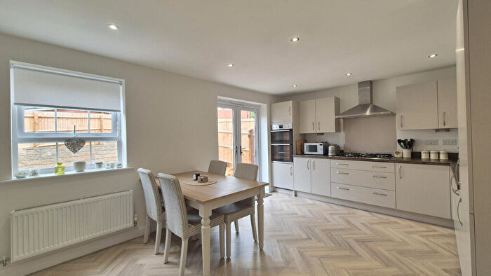 4 Bedroom Detached House For Sale In Quarry View, Bishops Itchington, CV47