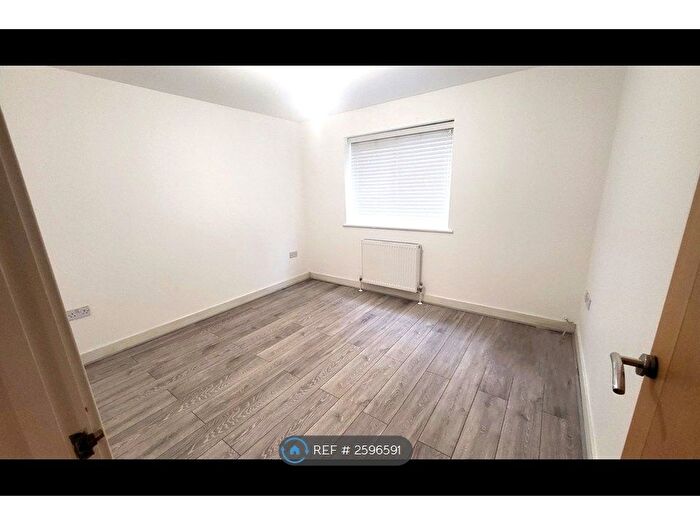 1 Bedroom Flat To Rent In Englefields, Sunbury-On-Thames, TW16