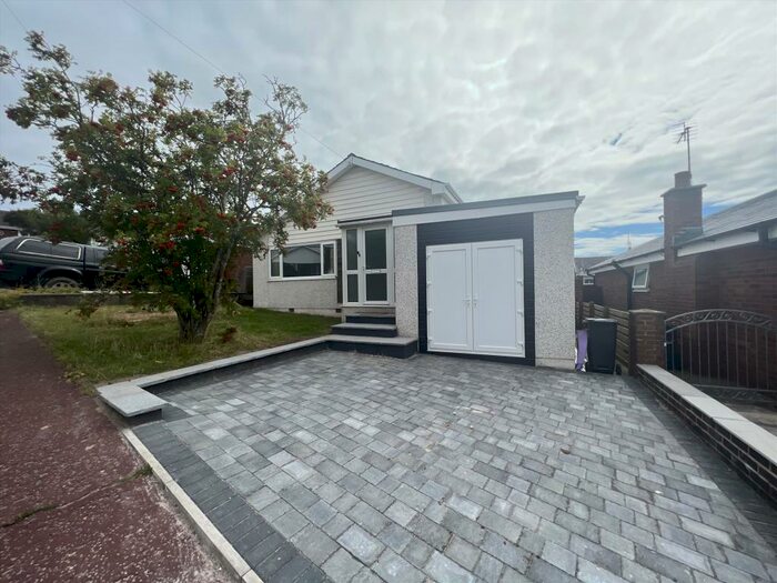 3 Bedroom Bungalow To Rent In Peartree Bank, Barrow-In-Furness, LA13