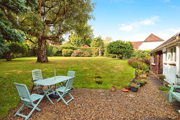 4 Bedroom Bungalow For Sale In Rectory Close, Etchingham Road, Burwash, Etchingham, TN19