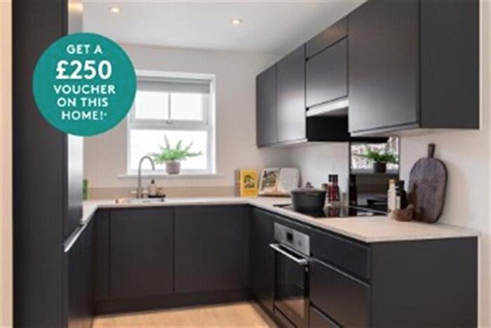 2 Bedroom End Of Terrace House To Rent In Atkin Drive, New Basford, NG7