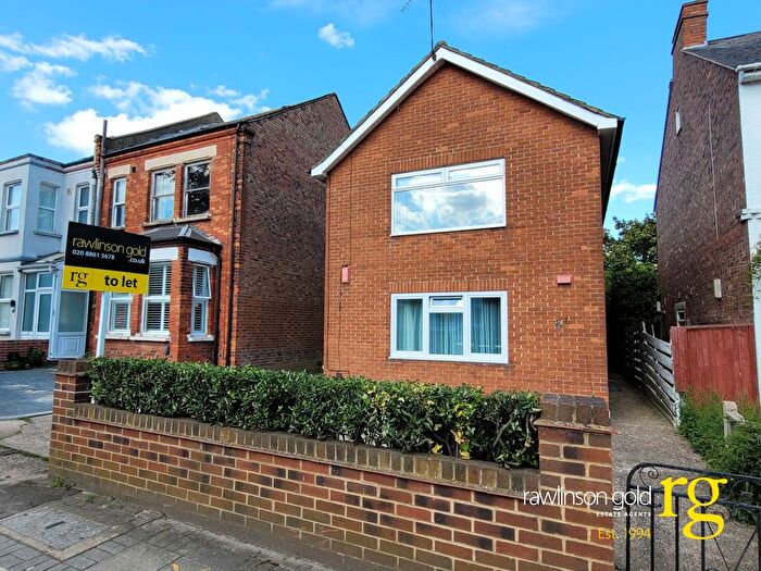 2 Bedroom Flat To Rent In Harrow View, Harrow, HA1