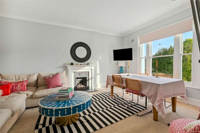 2 Bedroom Flat To Rent In Stowe Road, London, W12