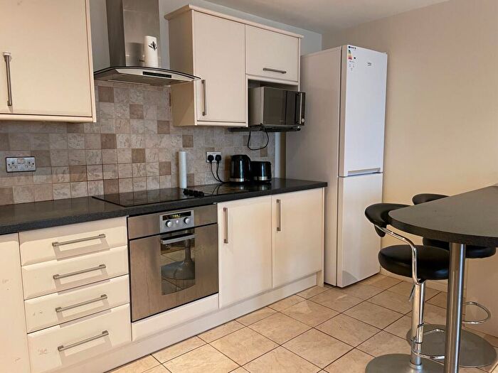 2 Bedroom Apartment To Rent In Centenary Plaza, Holliday Street, B1