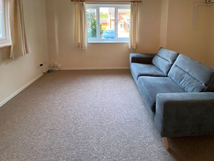 1 Bedroom Flat To Rent In Corrie Road, Cambridge, CB1