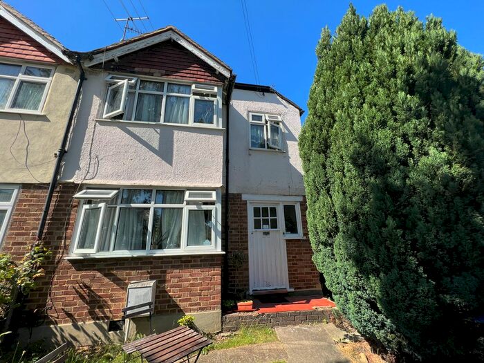 1 Bedroom Flat To Rent In Cromwell Avenue, New Malden, KT3