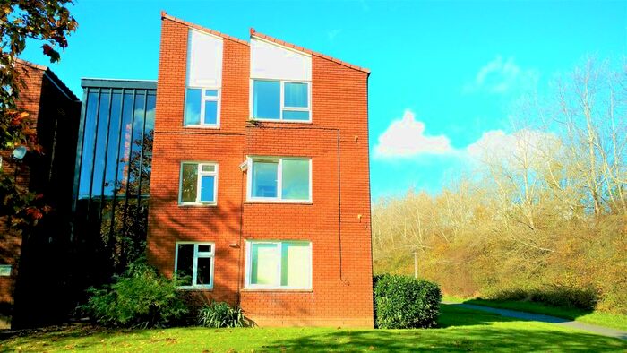 1 Bedroom Flat To Rent In Dalford Court, Telford, Shropshire, TF3