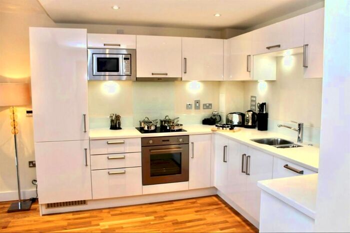 1 Bedroom Flat To Rent In The Arc, Arc House, Tanner Street, Tower Bridge, London, SE1