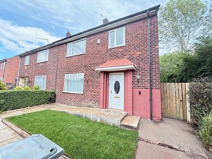 3 Bedroom Property To Rent In Torridon Walk, Manchester, M22