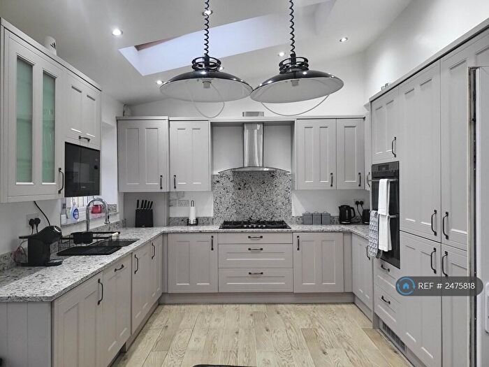 5 Bedroom Terraced House To Rent In Chadwell Heath Lane, Romford, RM6