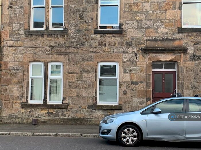 2 Bedroom Flat To Rent In High Street, Lochwinnoch, PA12