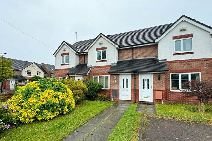 2 Bedroom Mews To Rent In Beech Avenue, Urmston, Manchester, M41