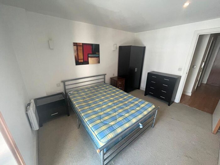 1 Bedroom Flat To Rent In Navigation Street, Birmingham, West Midlands, B5