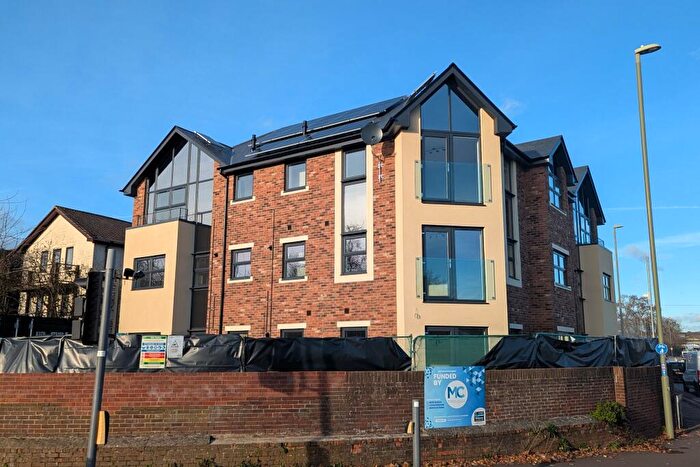 1 Bedroom Flat To Rent In Leigh Road Eastleigh Unfurnished, SO50