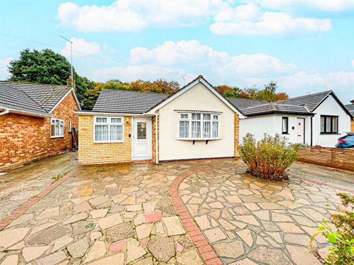 3 Bedroom Detached Bungalow For Sale In Woodland Avenue, Hutton, Brentwood, CM13