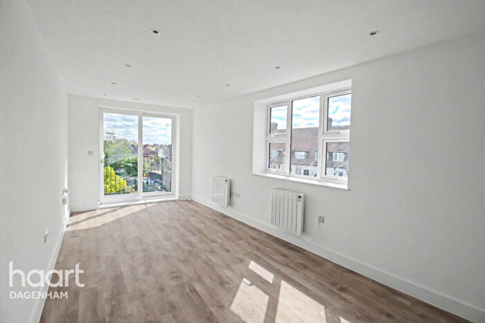 2 Bedroom Apartment To Rent In Gale Street, Dagenham, RM9