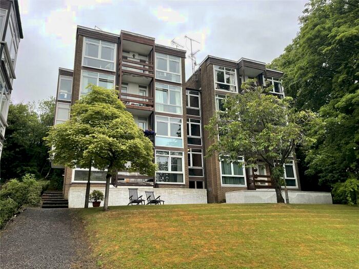 2 Bedroom Flat To Rent In Dalziel Drive, Pollokshields, Glasgow, G41