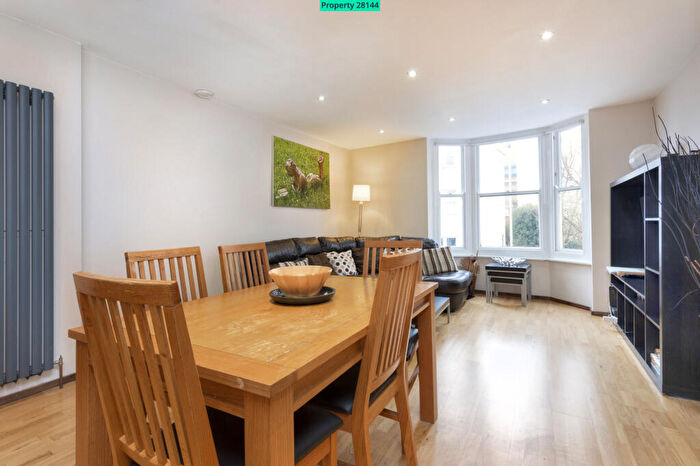 3 Bedroom Maisonette To Rent In Egremont Place, Brighton, BN2