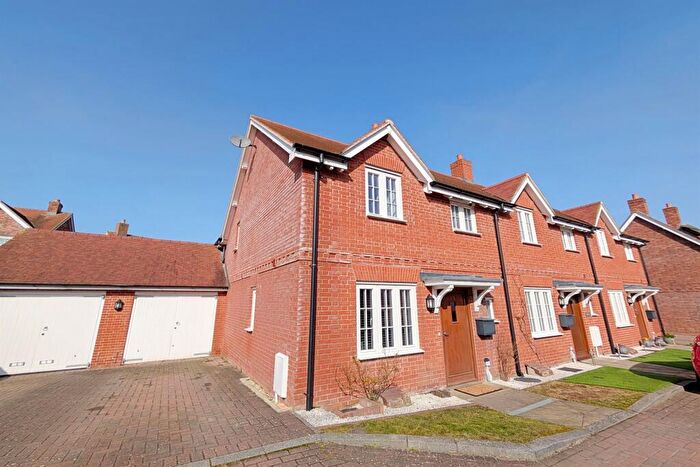 3 Bedroom End Of Terrace House For Sale In Okeford Fitzpaine, DT11