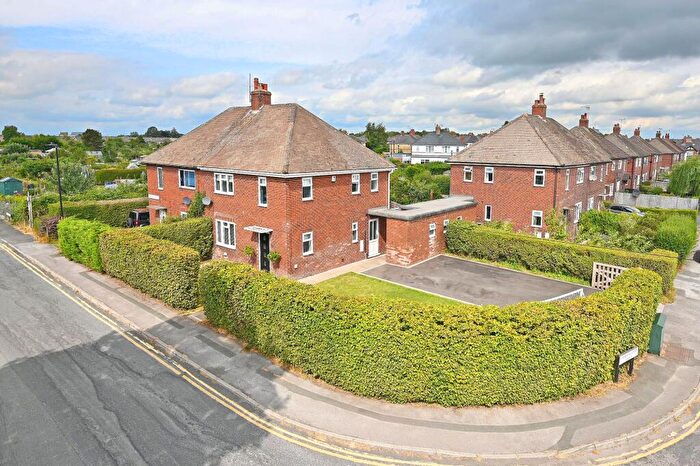 3 Bedroom Semi-Detached House For Sale In Harlow Avenue, Harrogate, HG2