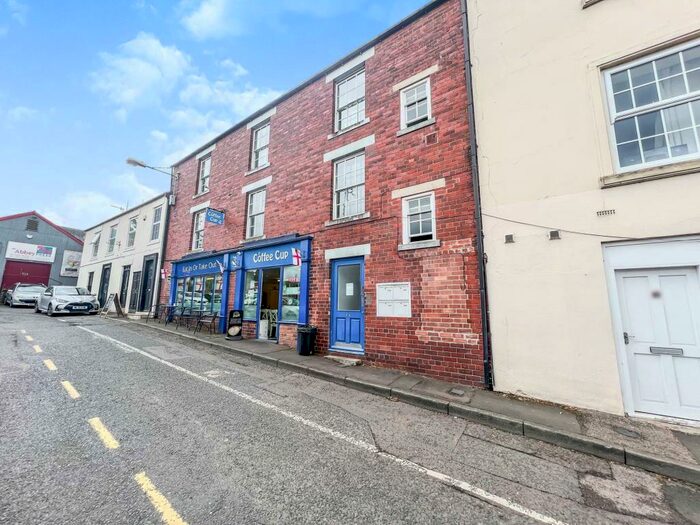 2 Bedroom Flat To Rent In Priestpopple, Hexham, Northumberland, NE46