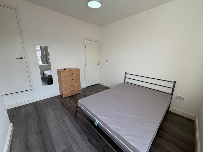 3 Bedroom Semi Detached House To Rent In Rossington Road, Nottingham, NG2