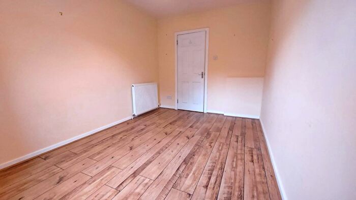 2 Bedroom Flat To Rent In Cornhill Terrace, Aberdeen, AB16