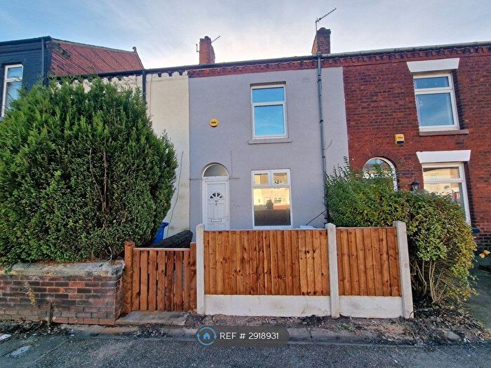 2 Bedroom Terraced House To Rent In Manchester Road East, Manchester, M38
