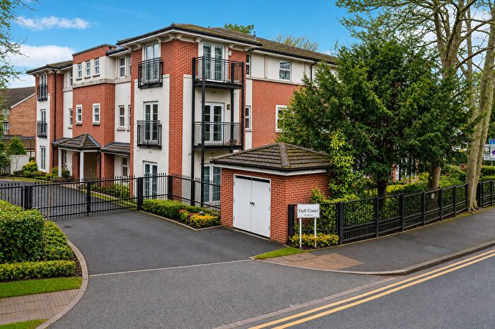 2 Bedroom Flat For Sale In Green Lane, Northwood, HA6