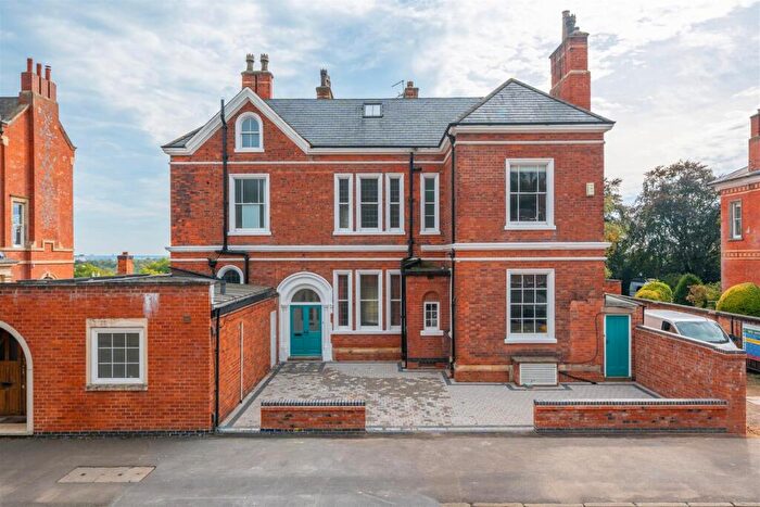 7 Bedroom Link Detached House For Sale In Lenton Road, The Park, NG7